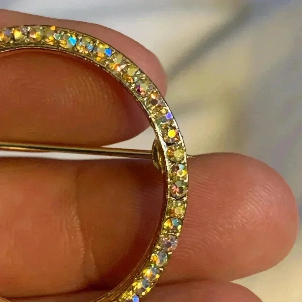 Vintage “Circle of Life” pin/ brooch gold tone iridescent glass crystals Unisex